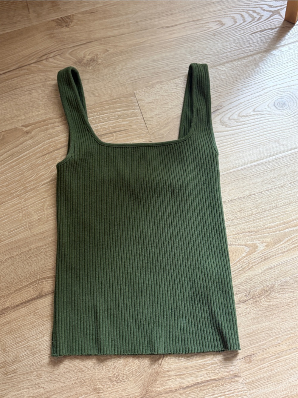 Vince Olive Green Ribbed Knit Top